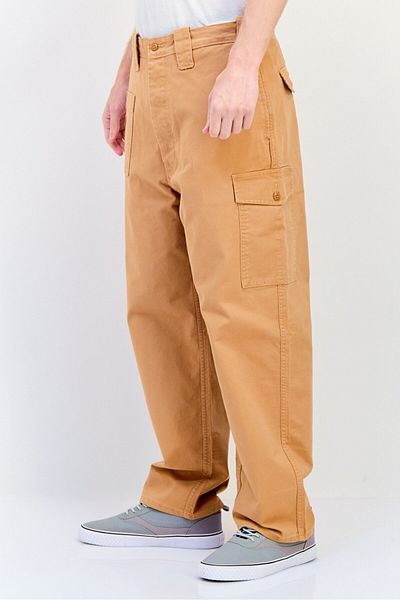 Levi's Men Loose Fit Solid Cargo Pants, Windsor Tan