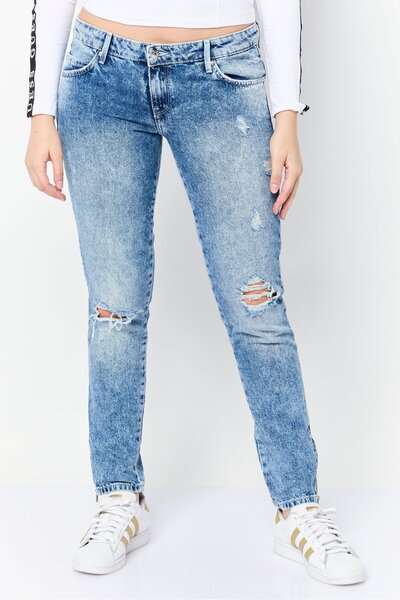 Guess Women Regular Fit Ripped Non Stretchable Denim Jeans, Blue