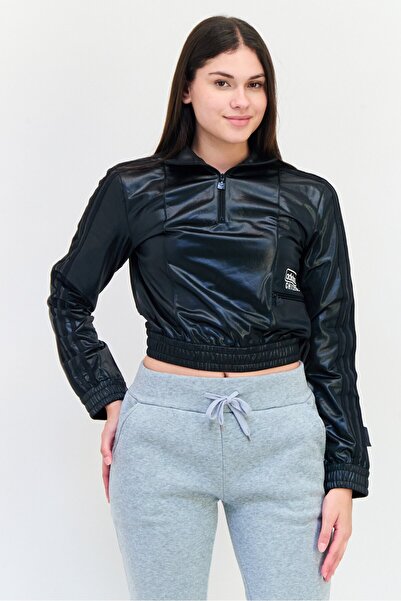 adidas سترة رياضية نسائية بأكمام طويلة مناسبة للخارج، باللون الأسود