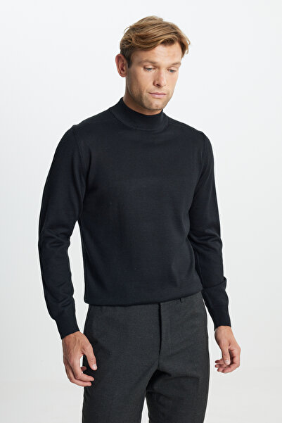 ALTINYILDIZ CLASSICS Erkek Siyah Yünlü Sıcak Tutan Standart Fit Normal Kesim Yarım Balıkçı Yaka Triko Kazak