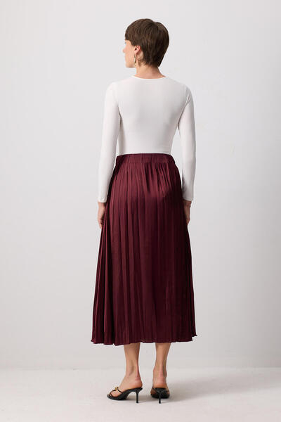 Touché Privé Crushli Satin Skirt