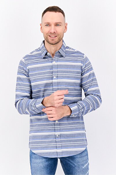 Nautica قميص رجالي كاجوال مخطط بأكمام طويلة وقصة كلاسيكية، متعدد الألوان