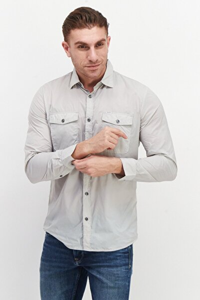 Pepe Jeans قميص رجالي كاجوال سادة بأكمام طويلة وقصة عادية، لون بيج