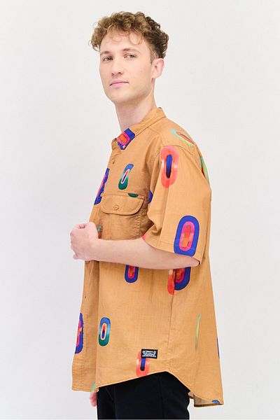 Levi's Men Regular Fit Short Sleeves Printed Casual Shirt, Multicolor