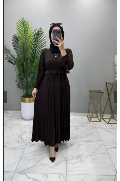 modamira Kadın Sandy Kahverengi Önü Kruvaze Detaylı Eteği Piliseli Kemerli Boydan Tesettür Elbise