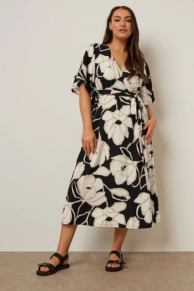 Stil Diva Plus Size V-Neck Short Sleeve Tie Front Wrap Midi Dress 304069