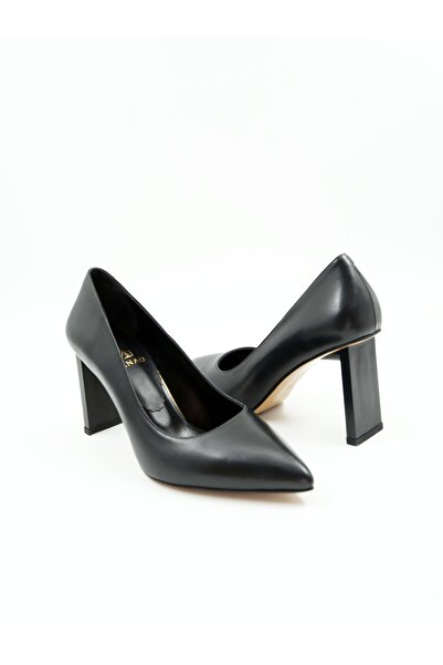 Tenau Kadın Hakiki Deri Topuklu Ayakkabı