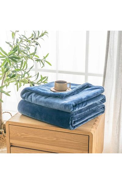 Choice 180x200cm 3 Extra Soft Flannel Blanket Thickened Nap Air Conditioning Blanket