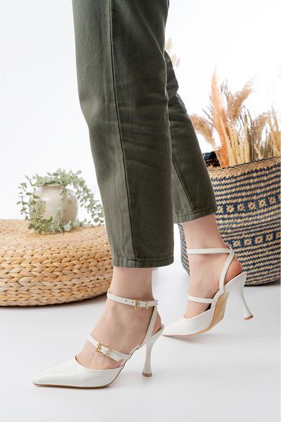 Egepass İkra Elegant Stylish Women's Heeled Buckle Shoes