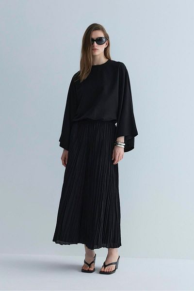 Suud Collection Black Jaylen Bat Sleeve Linen Blouse