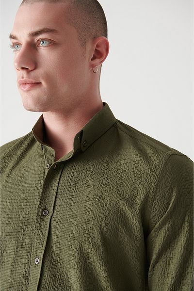Avva Men's Khaki Seersucker Buttoned Collar Shirt A22Y2100