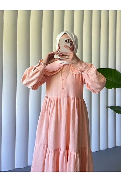 Modamorfo Importiertes Leinenkleid – Babyhalsband, Rüschen und fragmentiert