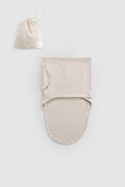 Little Gusto Beige Colored Organic Cotton Pointel Newborn Swaddle Overalls