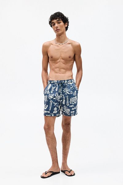 Pull & Bear شورت سباحة بطبعات حيوانية