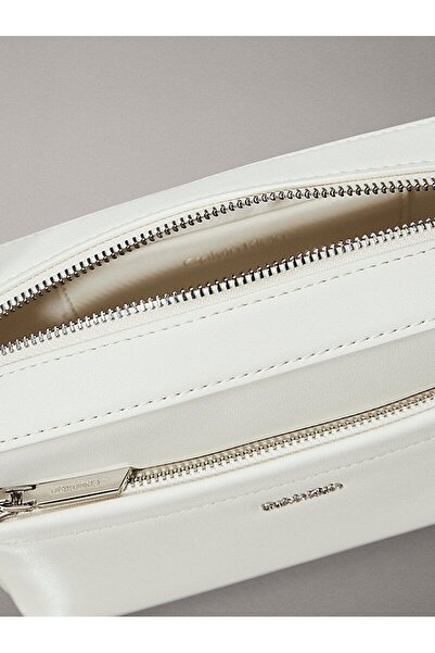 Calvin Klein Ck Must Convertible Camera Bag Women's Crossbody Bag K60K612901-67U