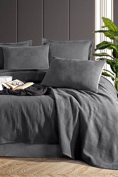 Güvenal Maya Double Pique Set Bedspread with Pillowcase |   Pike |   Bedspread