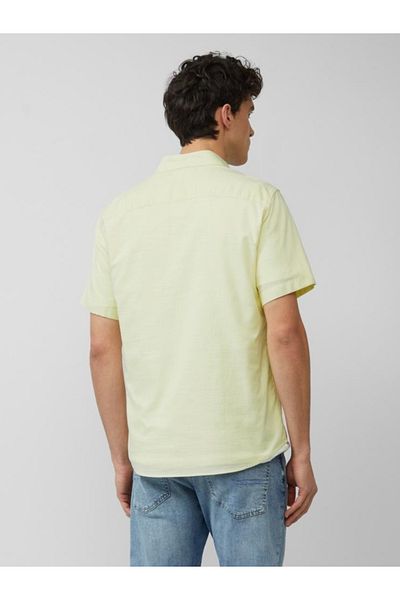 s.Oliver Men's Short-sleeved Shirt, Slim Fit Cut And Single Pocket Design, Light Yellow, S