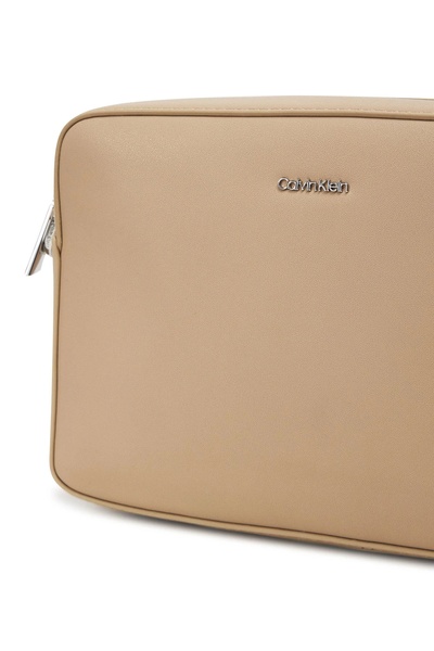 Calvin Klein CK MUST SMALL CAMERA BAG Kadın Çapraz Çanta K60K613145-W75