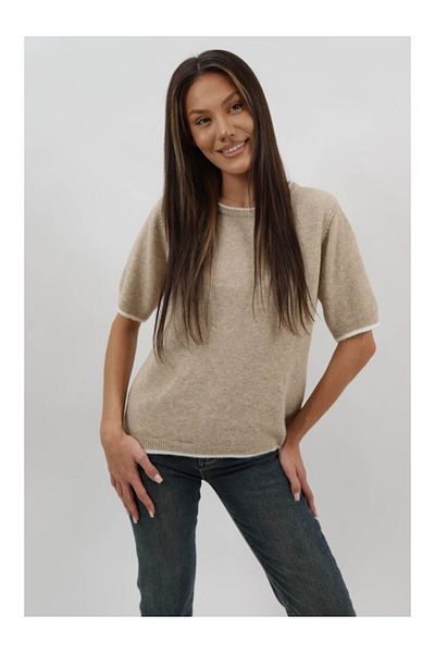 Lamiar FINE KNIT T-SHIRT SWEATER WITH SHORT SLEEVE AND STRAIGHT WAIST Camel