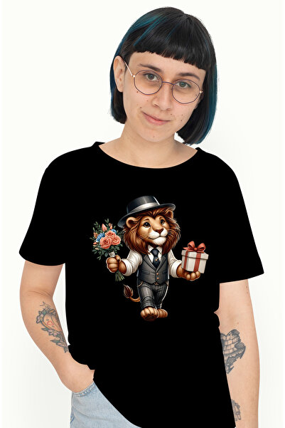 StoryGift Romania Tricou Femei Cu Un Leu Care Tine Un Buchet Cu Flori Si Un C...