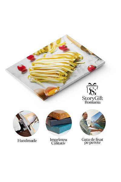 StoryGift Romania Tablou Canvas Paste Tagliatelle Fainoase Facute In Casa Pe O Masa Alba Paste Proaspete Si Gust