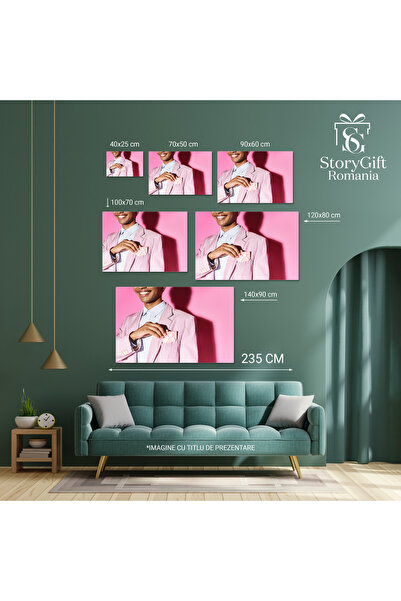 StoryGift Romania Tablou Canvas Tanar Zambitor In Sacou Roz Barbat Tanar, Zambitor, Intrun Sacou Roz, Prezentand