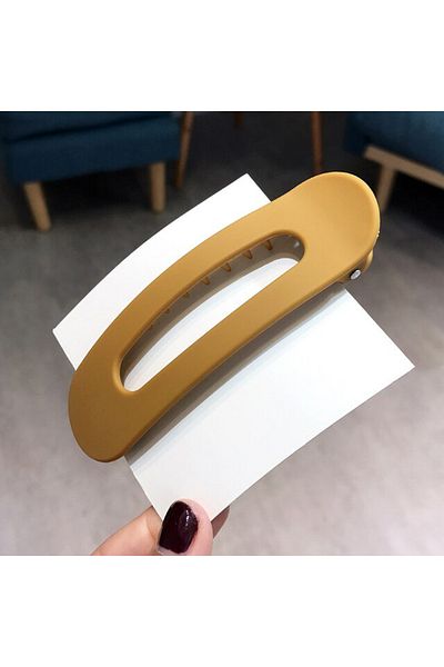 Skygo Large Size Clip Hair Clip Cream Color