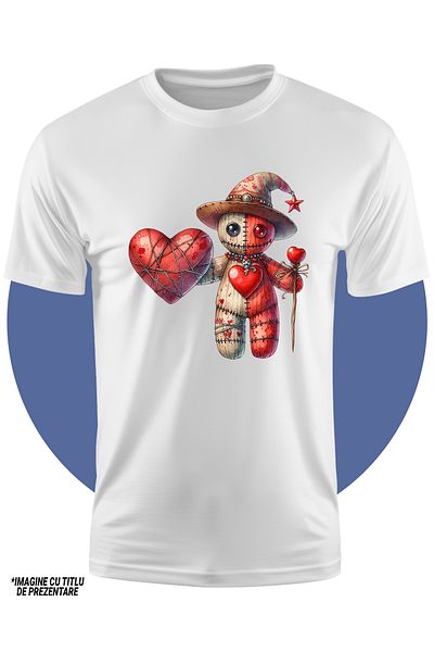 StoryGift Romania Tricou Copii Cu O Papusa Din Carpe Care Tine O Inima, Ilustratie, Palarie De Vrajitor, Toi