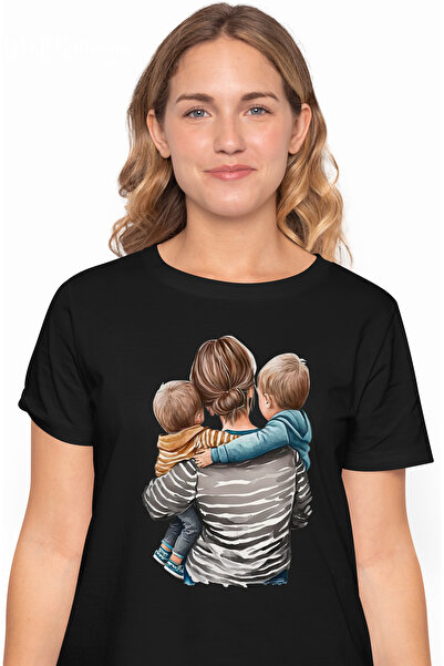 StoryGift Romania Tricou Femei Cu O Mama Care Isi Tine Cei Doi Baietei In Bra...