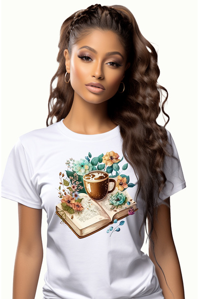 StoryGift Romania Tricou Femei Cu O Carte Deschisa Pe Care Este Pusa O Ceasca...