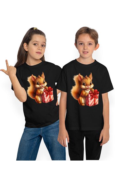 StoryGift Romania Tricou Copii Cu O Veverita Care Are Un Cadou, Ilustratie, Dar, Veselie, Nerabdare, Primit,