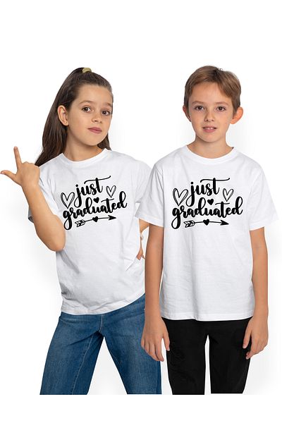 StoryGift Romania Tricou Copii Cu Inimioare Pentru Cei Care Tocmai Au Absolvit - Realizare 100% Bumbac, Unis