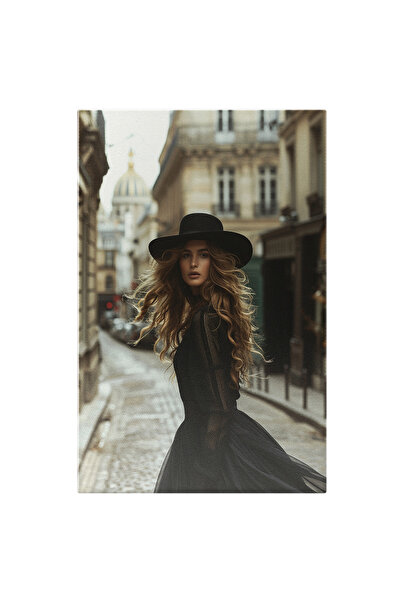 StoryGift Romania Tablou Canvas: Trecerea Doamnei În Negru Prin Orașul Motropolă Frumusețe Feminitate Și Modă Pic