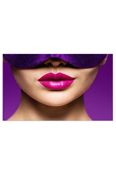 StoryGift Romania Tablou Canvas - Eleganta Teatrala: Frumusete In Arta Si Violet Inchis