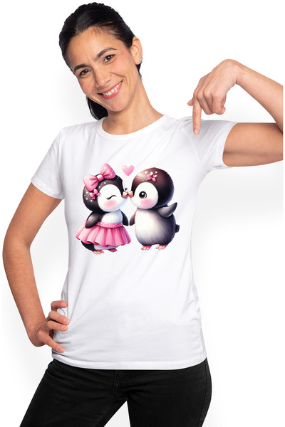 StoryGift Romania Tricou Femei cu 2 pinguini apropiati, ilustratie, se saruta...