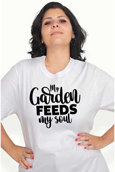 StoryGift Romania Tricou Femei cu textul in engleza "My garden feeds my soul"...