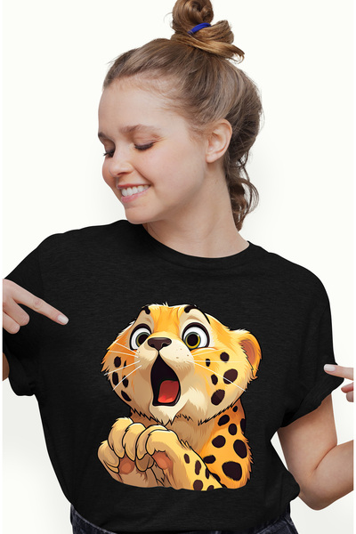 StoryGift Romania Tricou Femei cu un pui de jaguar fricos, ilustratie, speria...
