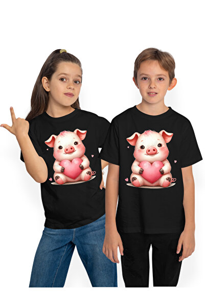 StoryGift Romania Tricou Copii Cu Un Purcelus Care Tine O Inima In Brate, Ilu...