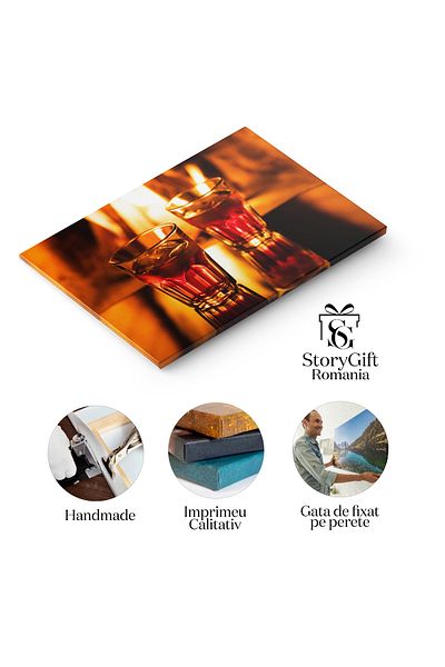 StoryGift Romania Tablou Canvas: Eleganta In Sticla - Bautura Alcoolica, Whiskey, Brandy, Auriu
