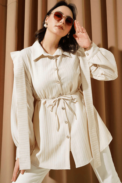 LyLGyM FASSION IS PASSION Omuz Pelerinli İp Kuşaklı Gömlek Bej