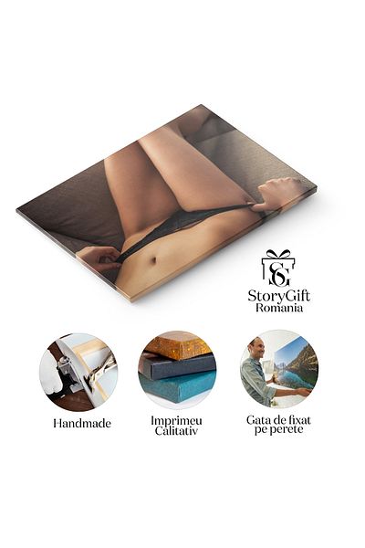 StoryGift Romania Tablou Canvas - Senzualitate In Negru: Eleganta In Dormitor