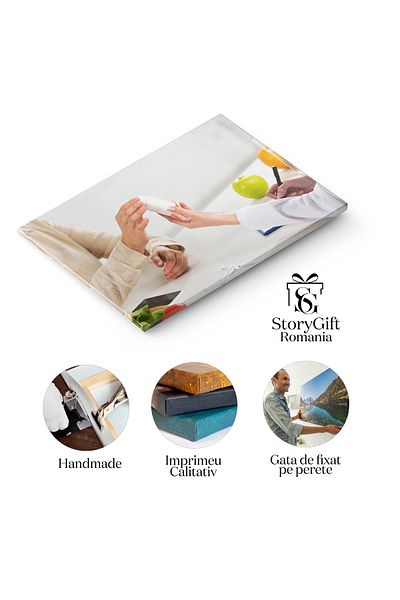 StoryGift Romania Tablou Canvas Sanatate Si Nutritie Dietetician Oferind Pastile Pacientului, Reflectand Ingrijir