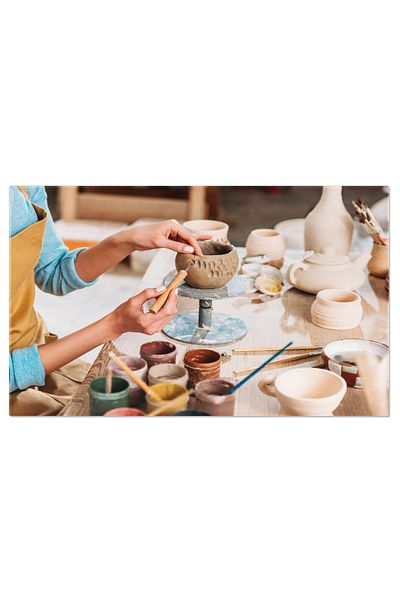 StoryGift Romania Tablou Canvas: Artista Ceramista, Creatie Manuala - Ceramica, Pasiune, Mestesug