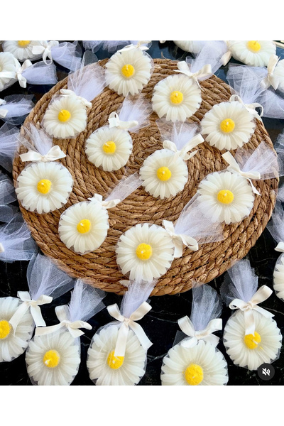 Larmina Decoration 20 κεριά με τούλι και μαργαρίτες