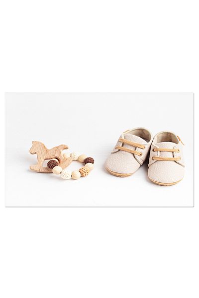 StoryGift Romania Tablou Canvas Cu Articole Pentru Bebelusi: Incaltaminte Si Accesorii