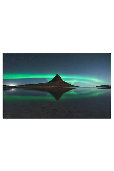 StoryGift Romania Tablou Canvas - Aurora Borealis La Kirkjufell: Luminile Magice Ale Noptii Islandeze