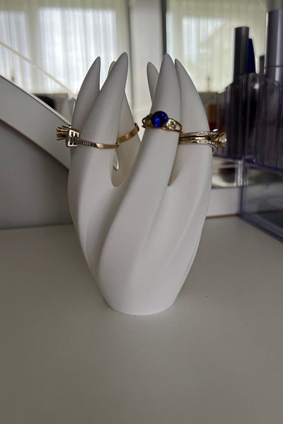 lina hobby Modern Spiral Ring Stand - Jewelry & Ring Organizer, Stylish Decorative Jewelry Holder