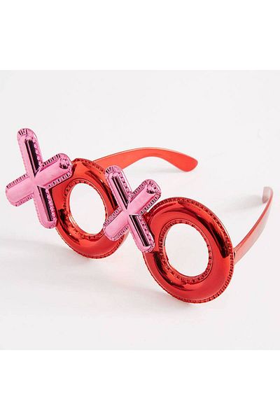 Skygo Red Color XOXO Written Party Glasses 17x7 cm