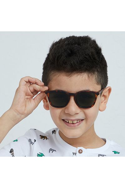 Babamio نظارات شمسية للأطفال بتصميم سلحفاة من ماريا جونيور - من عمر 4 إلى 8 سنوات