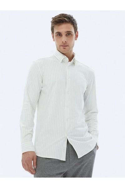 Kip White Striped Regular Fit Casual Shirt